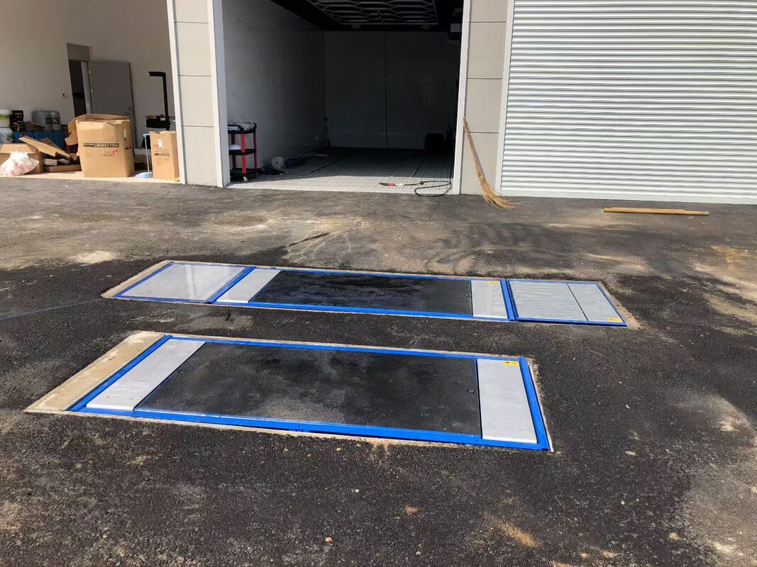 Cartesykj Probador de frenos plano de lujo 3T 10T 15T Equipo de inspección de vehículos carril de prueba de vehículos 2CTHPB-13 con probador de frenos de carga de eje de suspensión de deslizamiento lateral