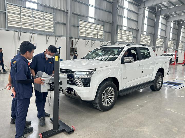Cartesy CTGT-3-3C Roller Trinity Vehicle Test Line Probador de frenos de rodillo con carga de eje Probador de deslizamiento lateral de placa única para vehículos ligeros