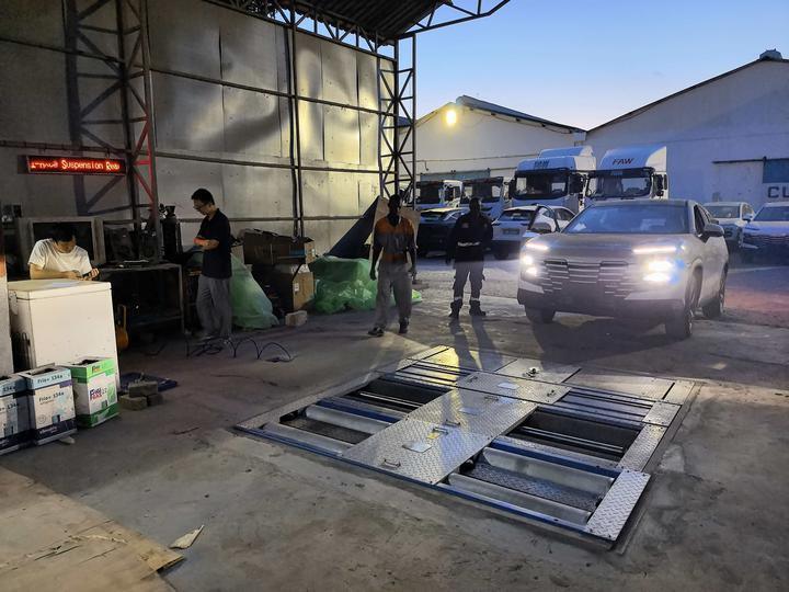 Probador de frenos de rodillos 5 en 1 marca Cartesy Kenia con carga de eje de 4000 kg, velocímetro, probador de suspensión