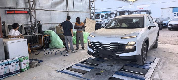 Probador de frenos de rodillos 5 en 1 marca Cartesy Kenia con carga de eje de 4000 kg, velocímetro, probador de suspensión