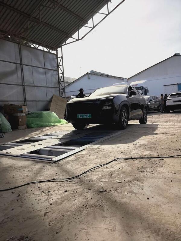 Probador de frenos de rodillos 5 en 1 marca Cartesy Kenia con carga de eje de 4000 kg, velocímetro, probador de suspensión
