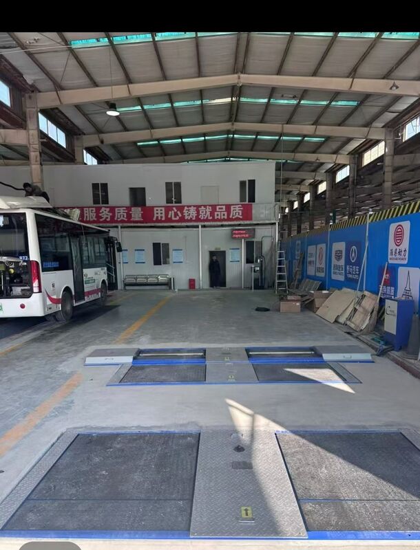 Carril de prueba de camiones Cartesy para taller de reparación Probador de frenos de rodillos para automóviles Fuerzas con carga por eje Placas duales Probador de deslizamiento lateral Capacidad 10T