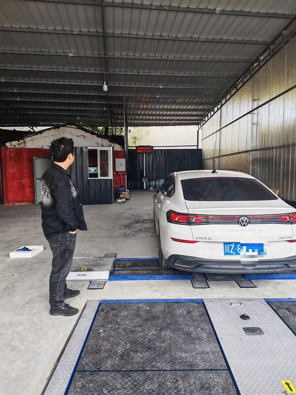 Carril de prueba de camiones Cartesy para taller de reparación Probador de frenos de rodillos para automóviles Fuerzas con carga por eje Placas duales Probador de deslizamiento lateral Capacidad 10T