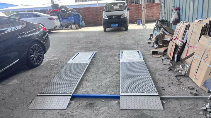 Cartesykj 4T Capacidad 2 placas Probador de frenos ultraplano con deslizamiento lateral, suspensión, carga por eje, función de probador de frenos